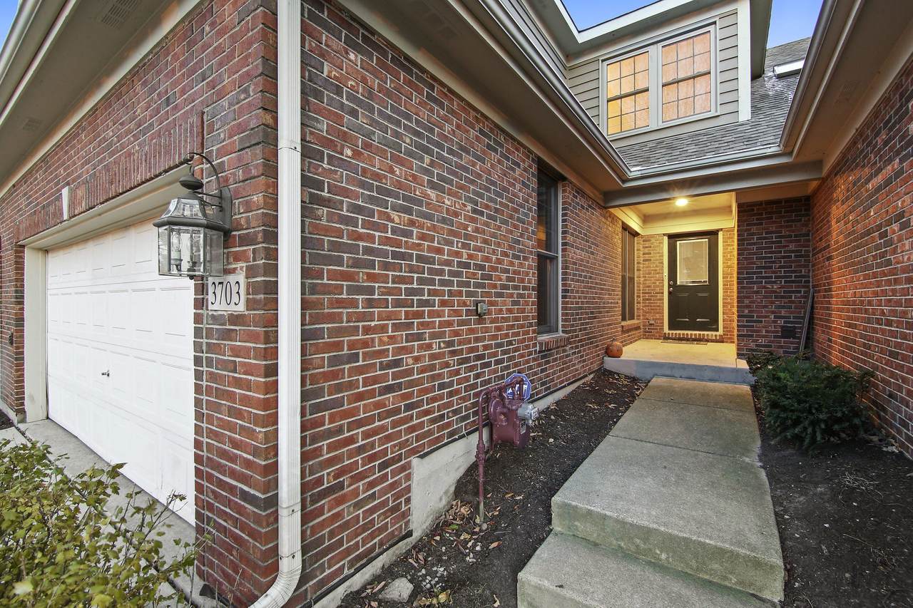 3703 King George Lane - Photo 1