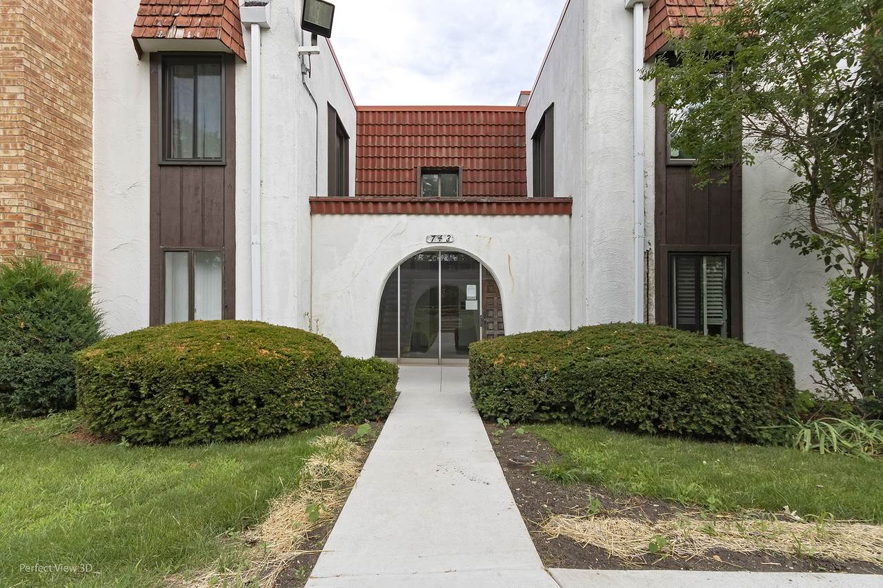 743 Fullerton Avenue - Photo 1