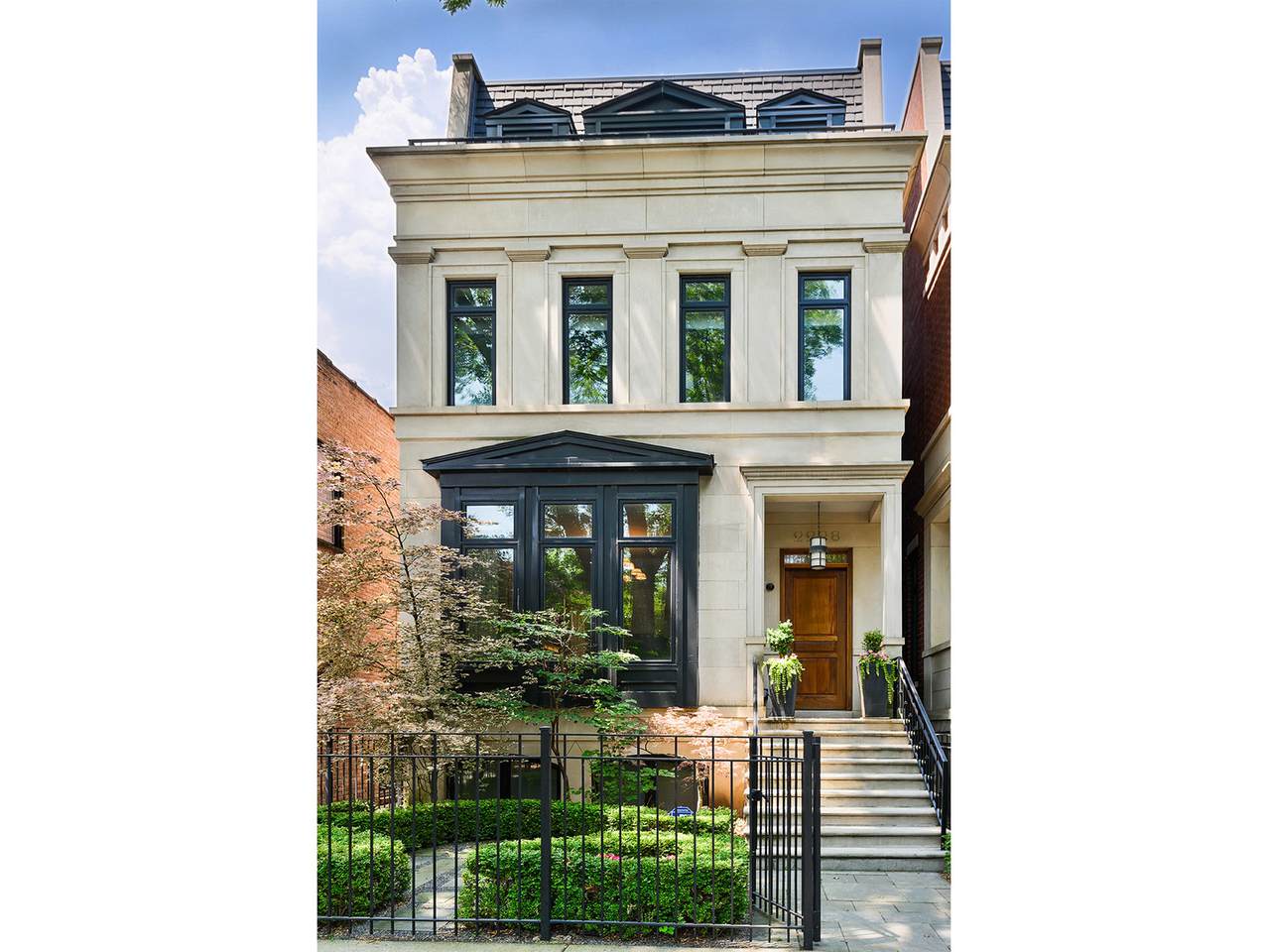 2228 Burling Street - Photo 1