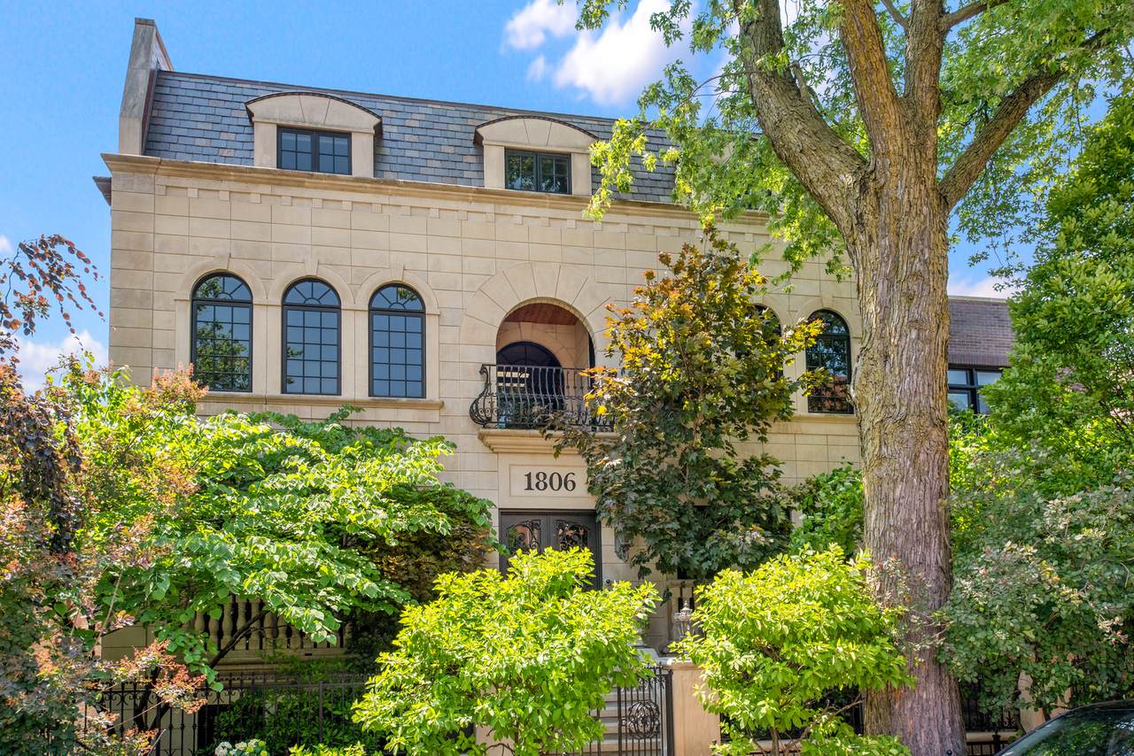 1806 Wood Street - Photo 1