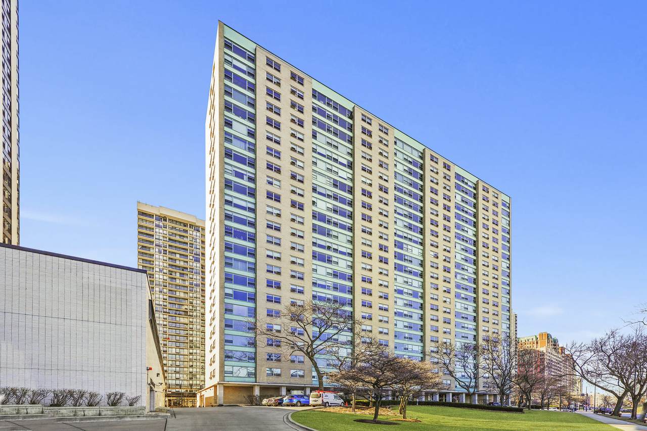 3180 Lake Shore Drive - Photo 1