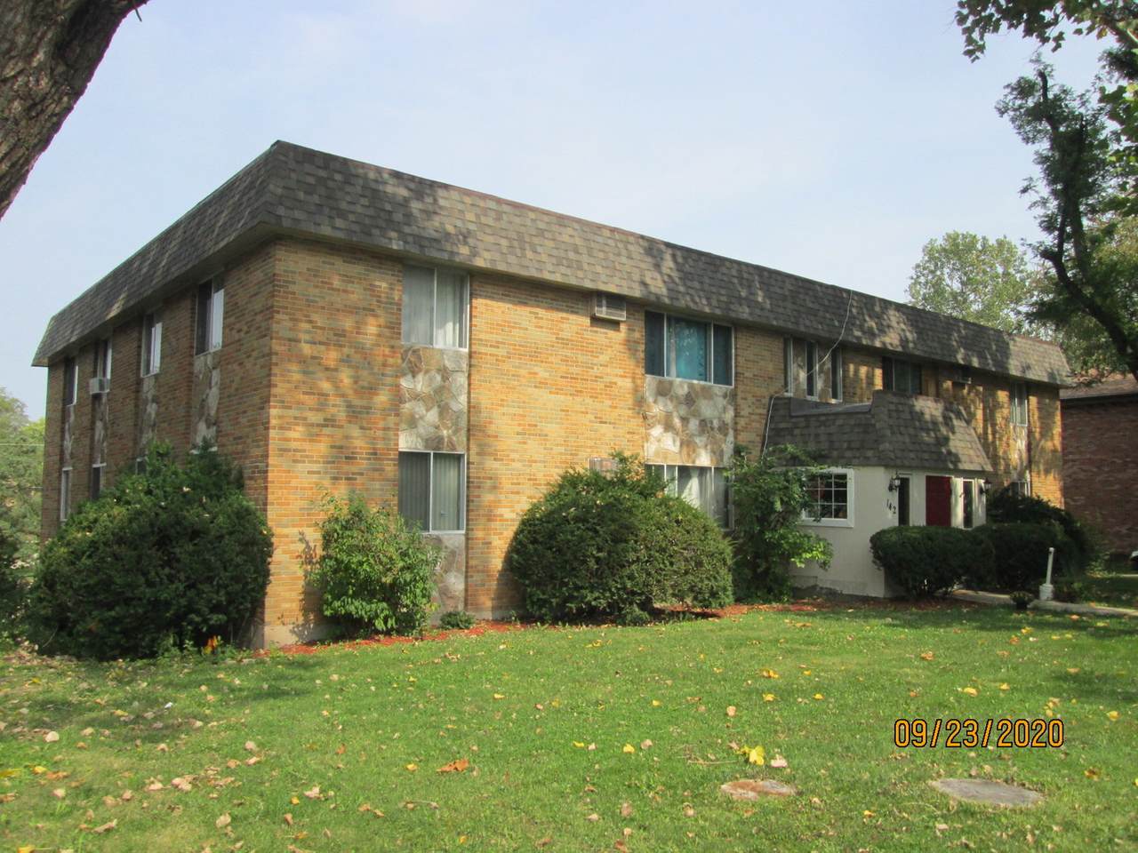142 Flintridge Drive - Photo 1