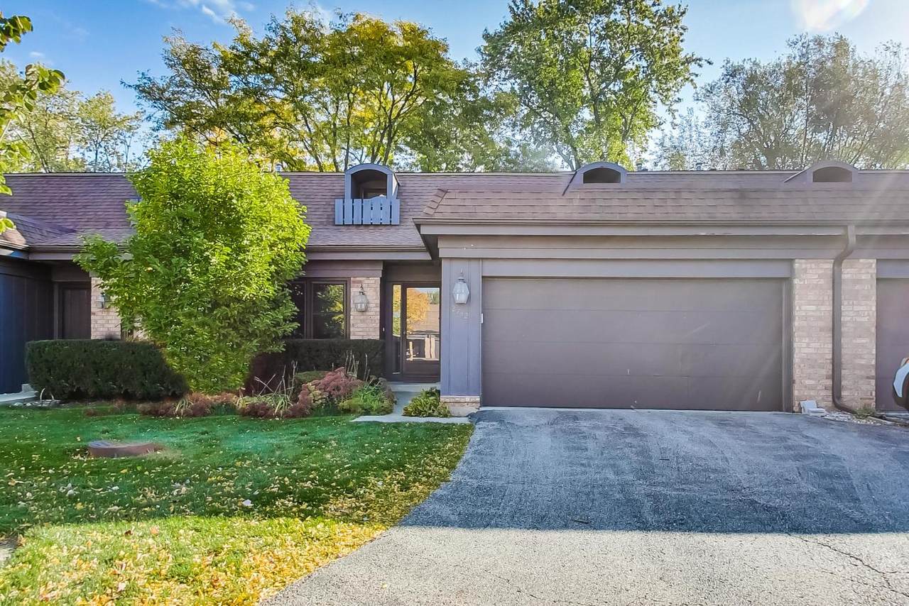 2742 Wilshire Lane - Photo 1