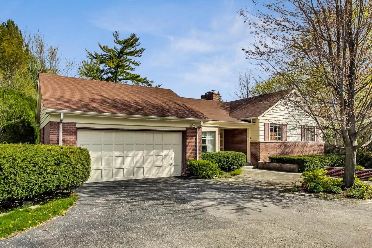 643 Kenilworth Terrace - Photo 1