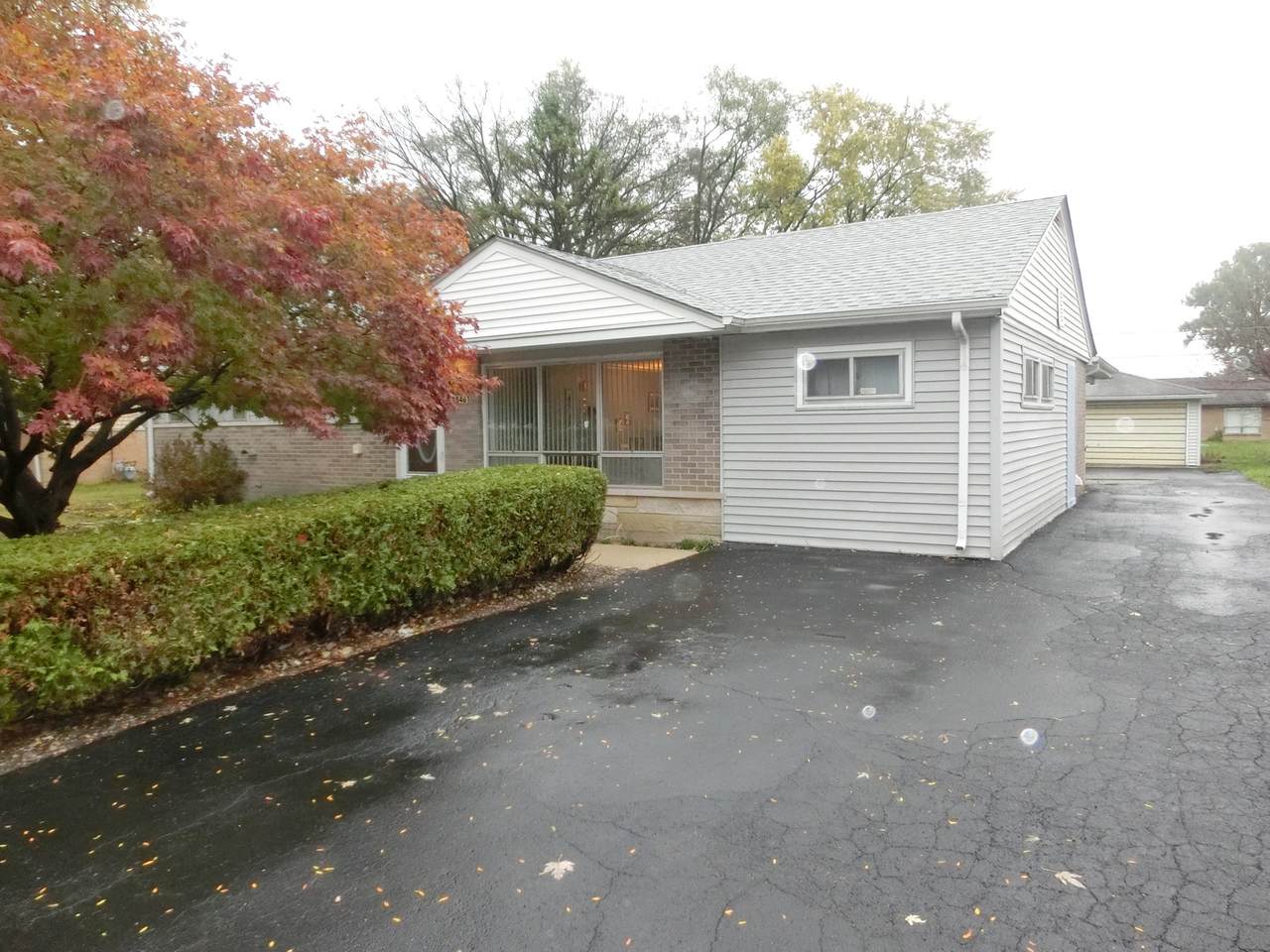 15461 Ridgeway Avenue - Photo 1