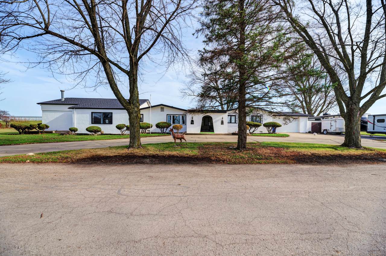2412 Silver Maple Lane - Photo 1