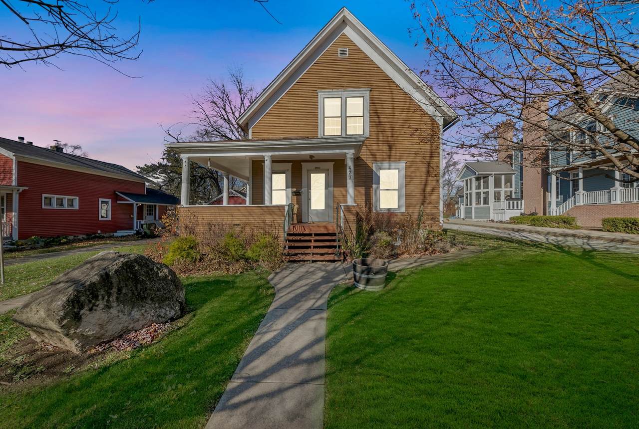 427 Jefferson Avenue - Photo 1