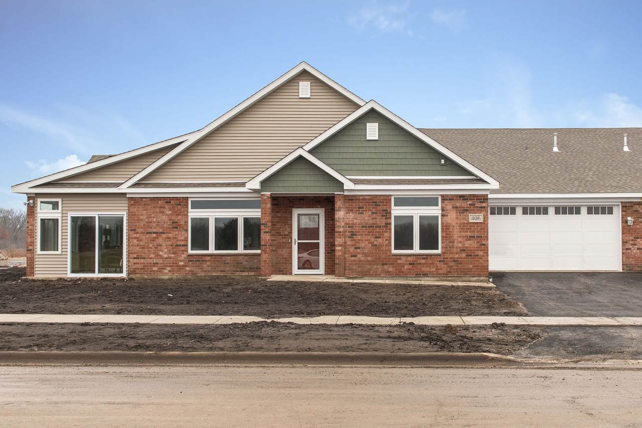 432 Stearn Drive - Photo 1
