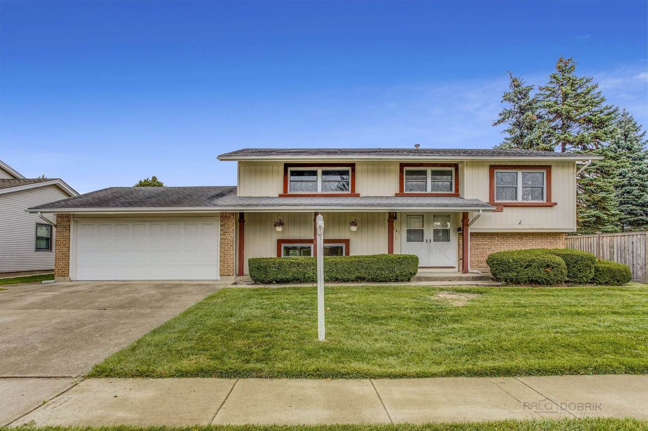 1241 Somerset Lane - Photo 1