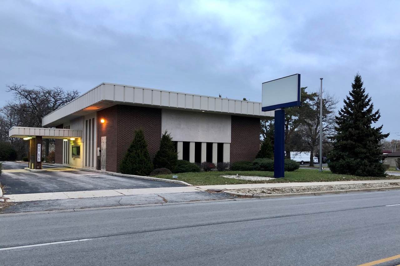 225 Joe Orr Road - Photo 1