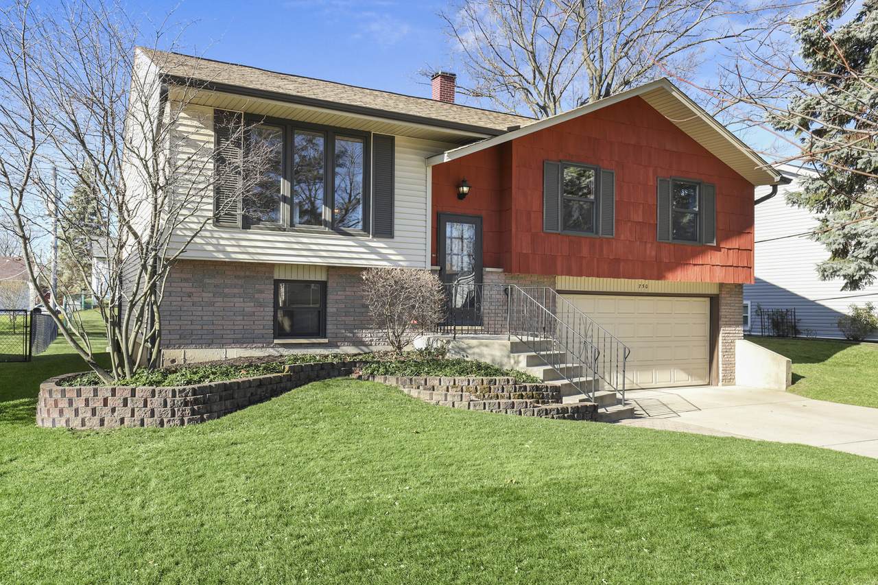 750 Macarthur Drive - Photo 1