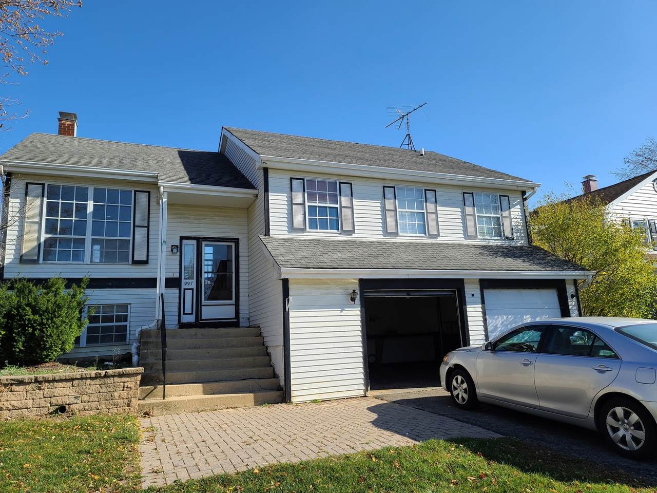 997 Chippendale Drive - Photo 1