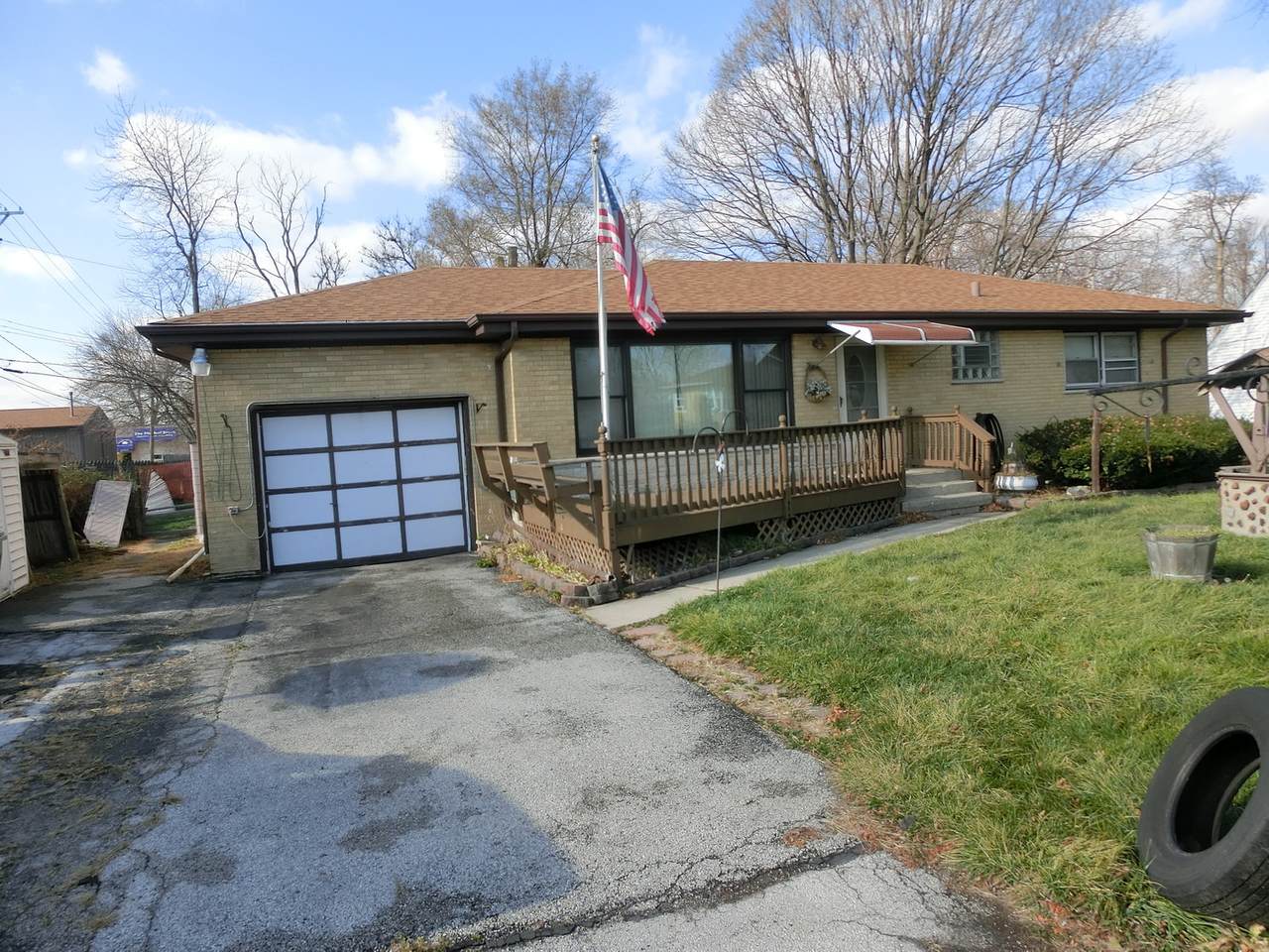15838 Trumbull Avenue - Photo 1