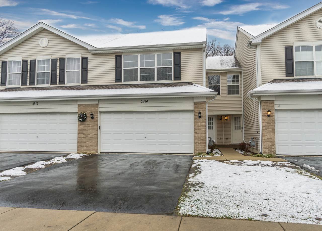 2414 Stoughton Circle - Photo 1