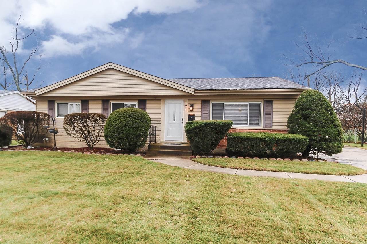171 Walnut Avenue - Photo 1