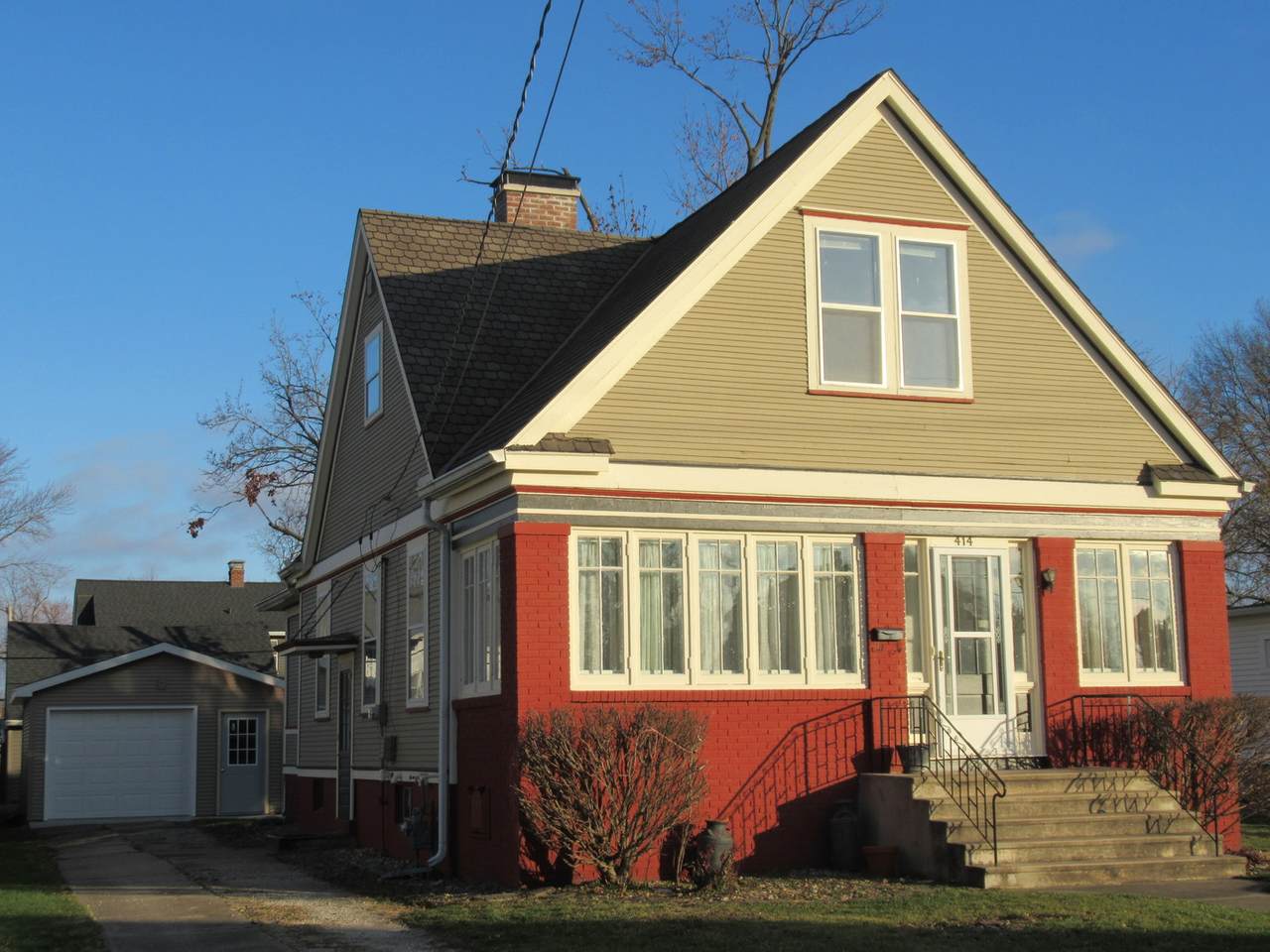 414 2nd Avenue - Photo 1