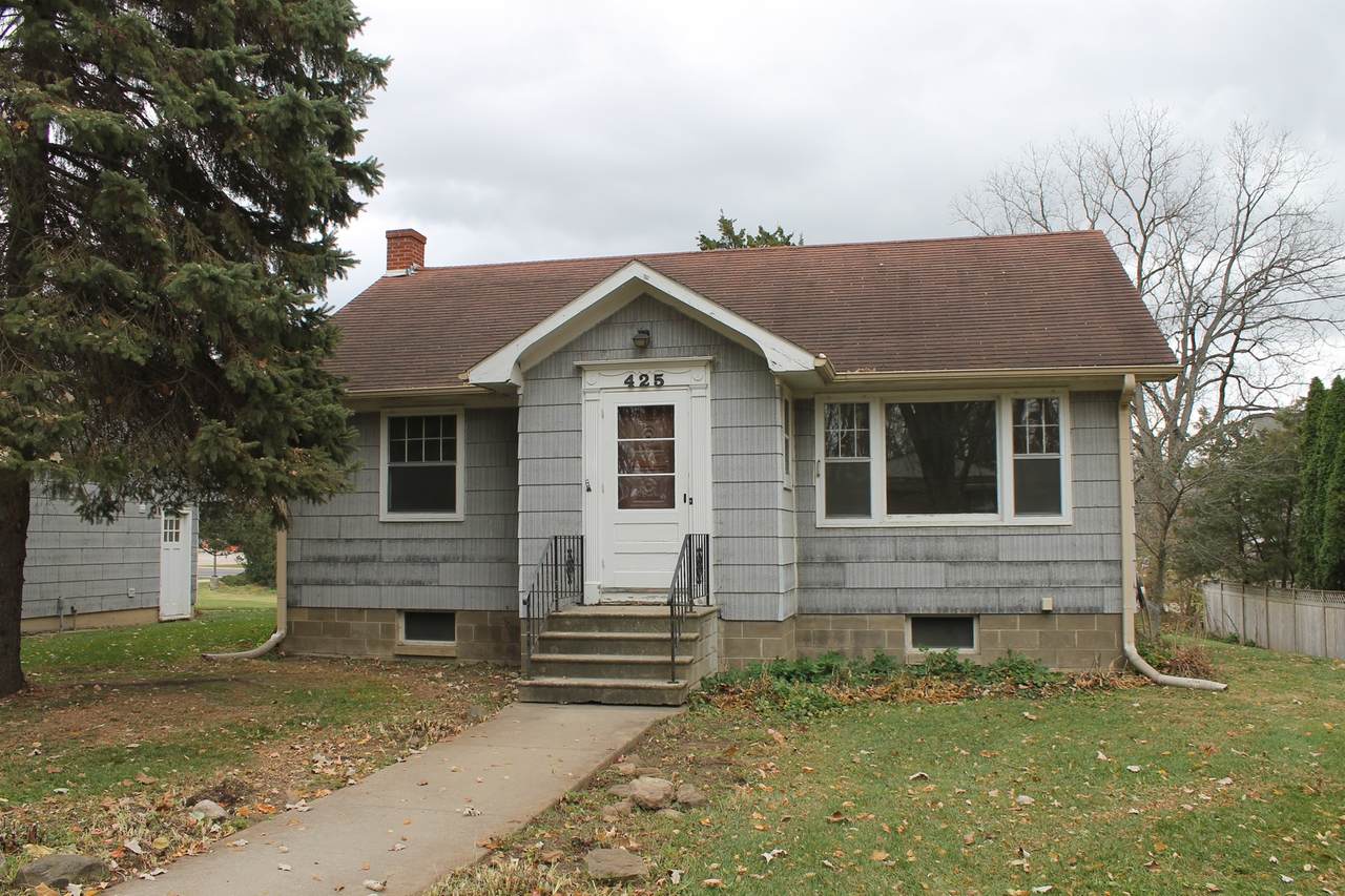 425 Gates Street - Photo 1