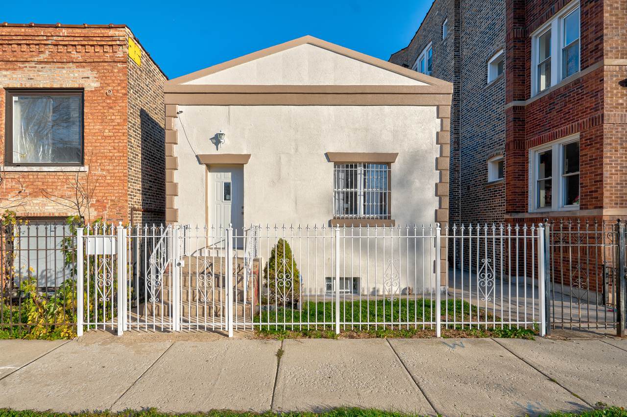 1047 Christiana Avenue - Photo 1