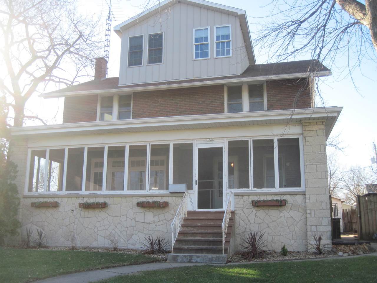 1221 Marquette Street - Photo 1