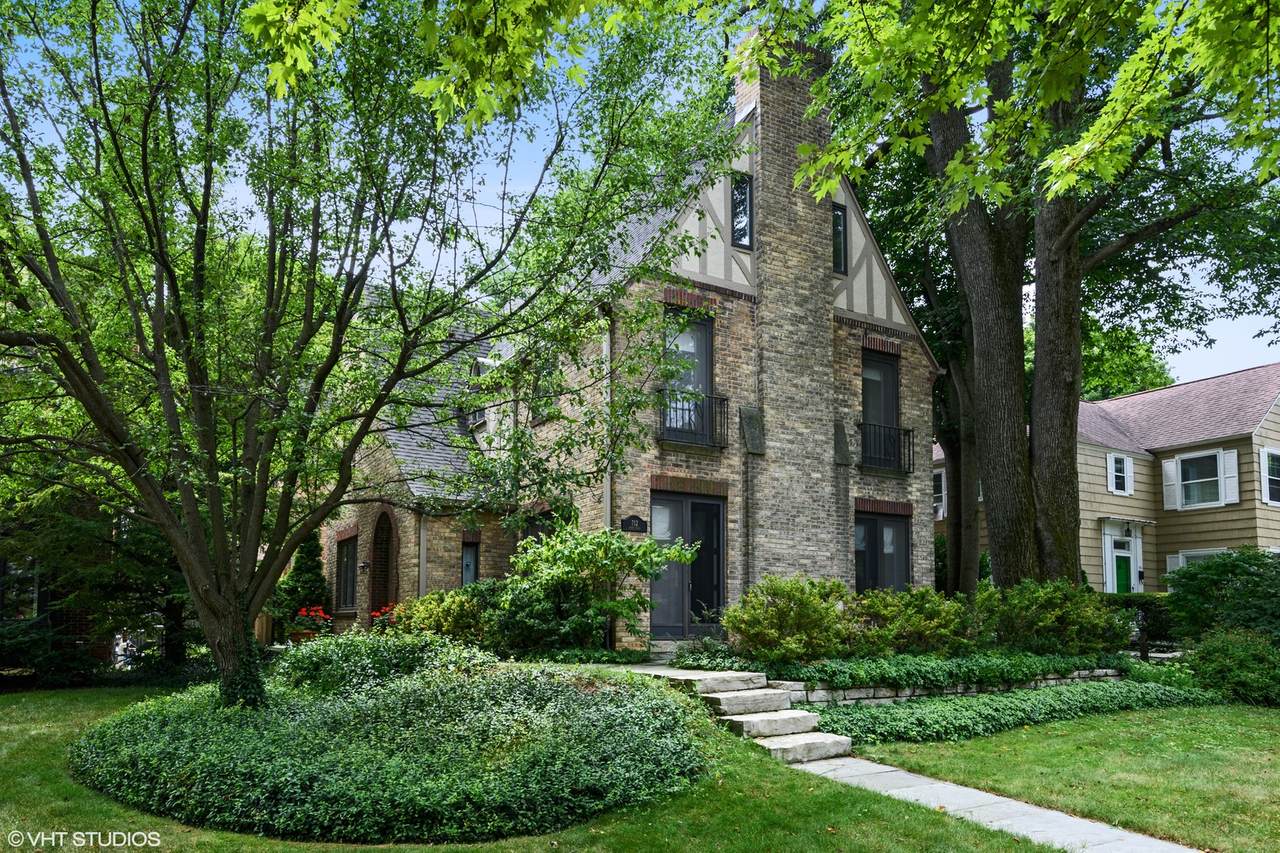 712 Kent Road - Photo 1