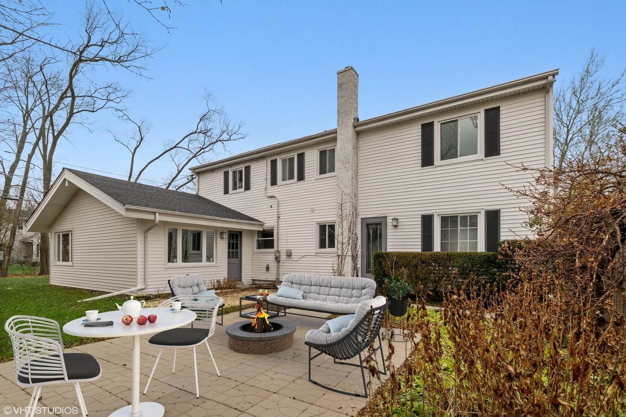 1101 Laurel Avenue - Photo 1