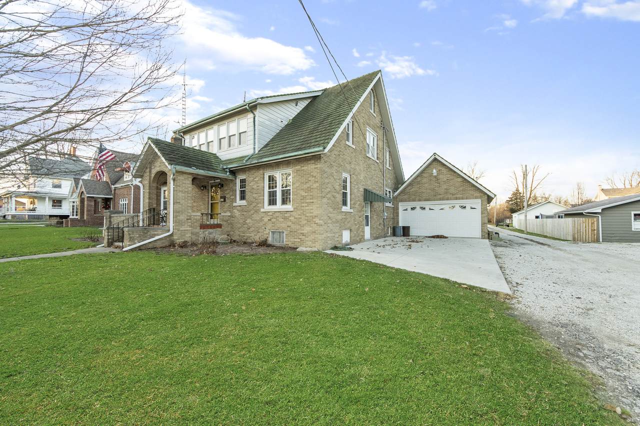618 Fourth Street - Photo 1