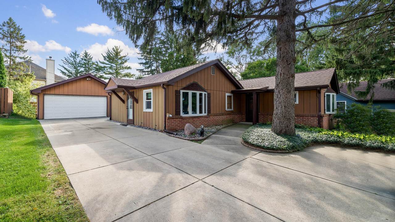 129 55th Street - Photo 1