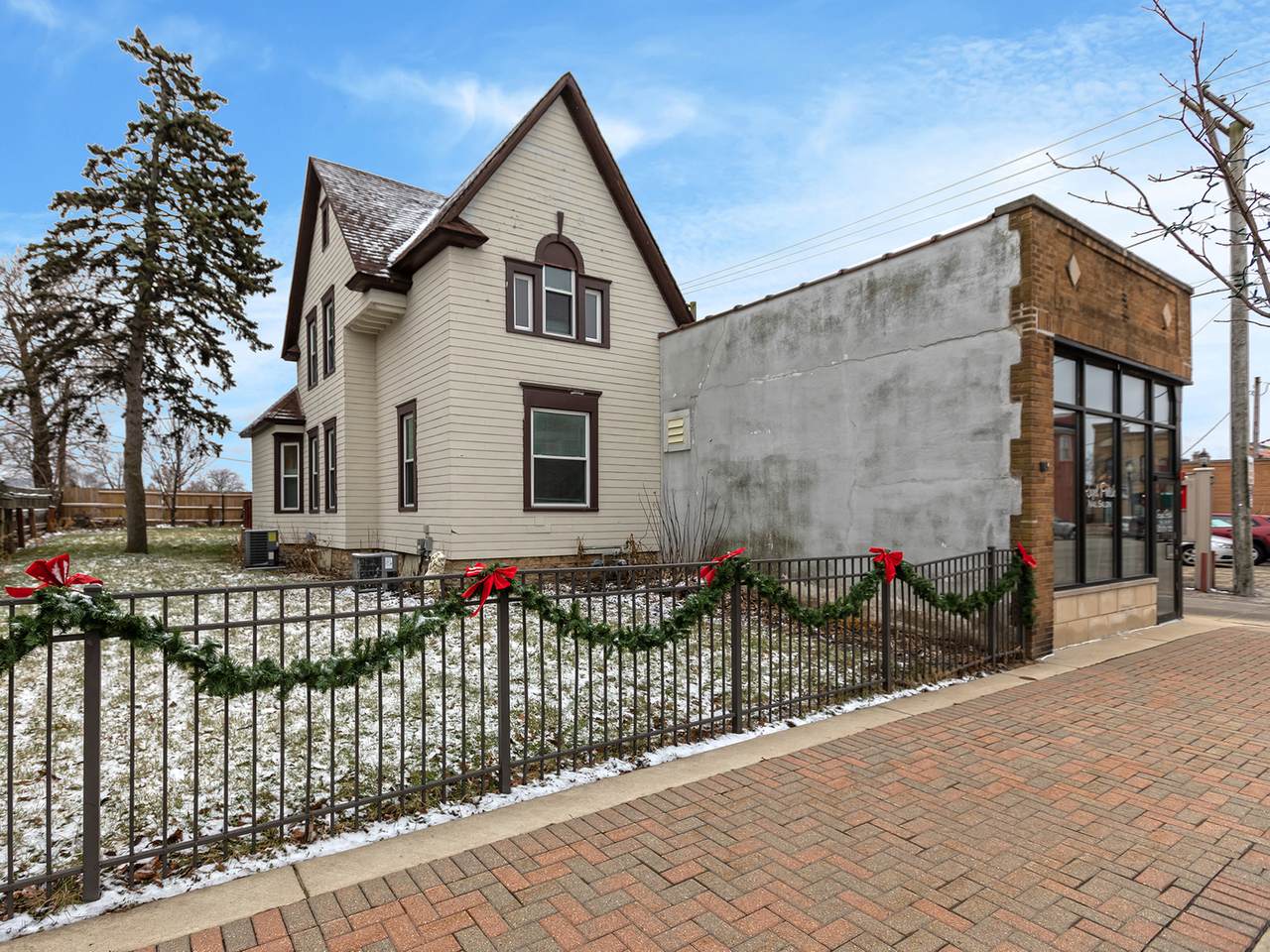 116 Galena Street - Photo 1