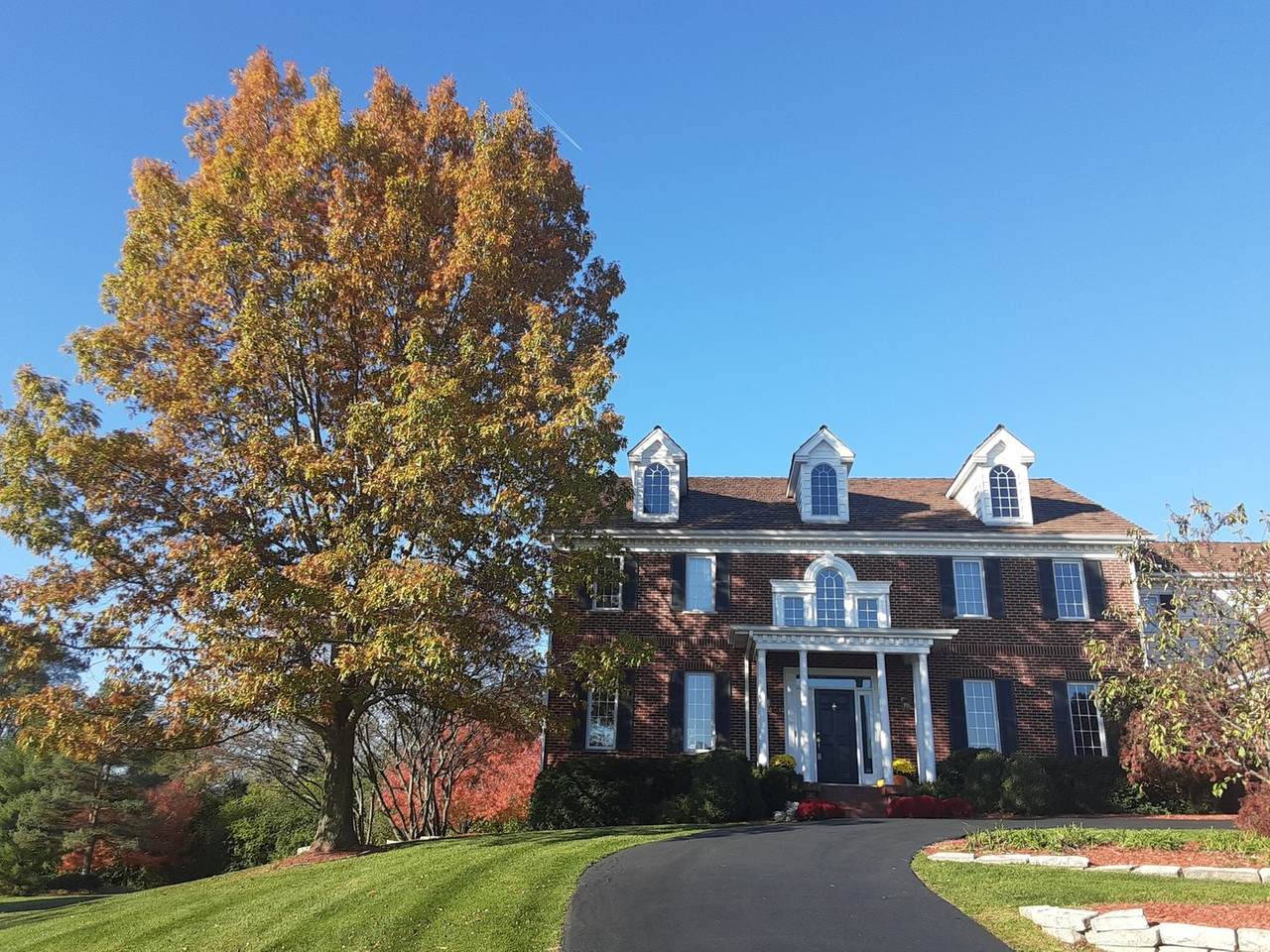 109 Hillshire Drive - Photo 1