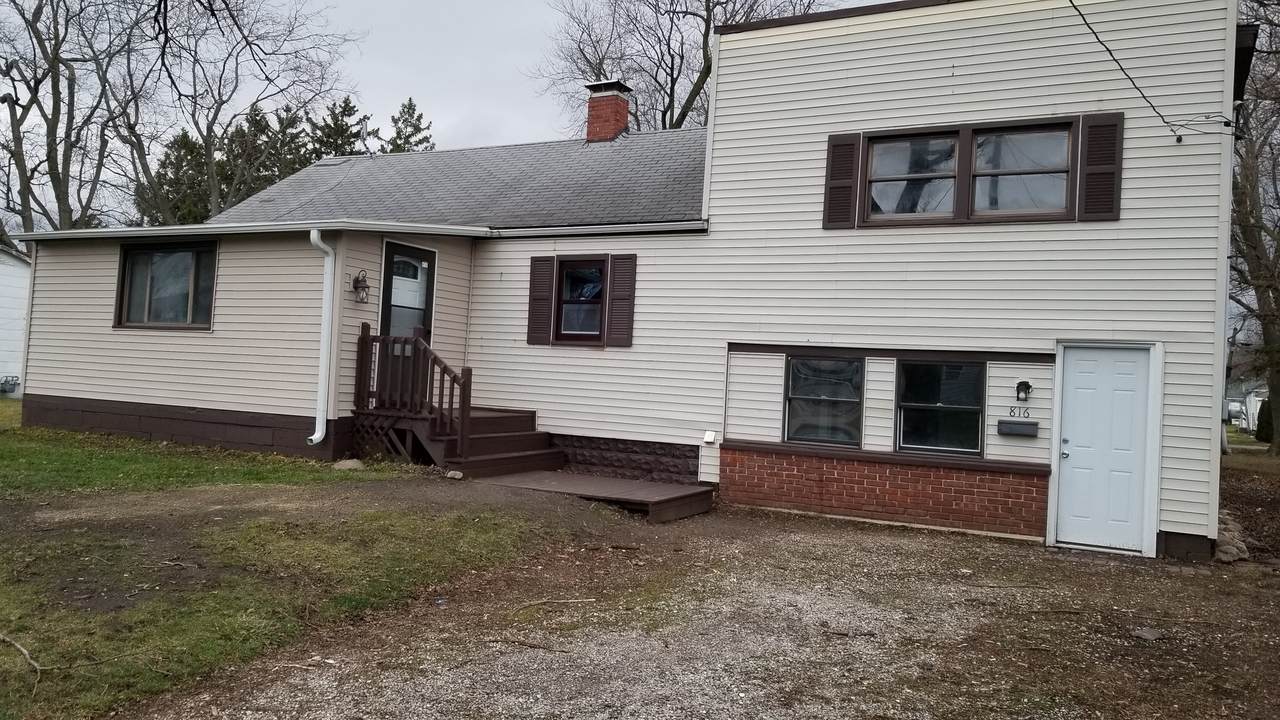 816 Washington Street - Photo 1