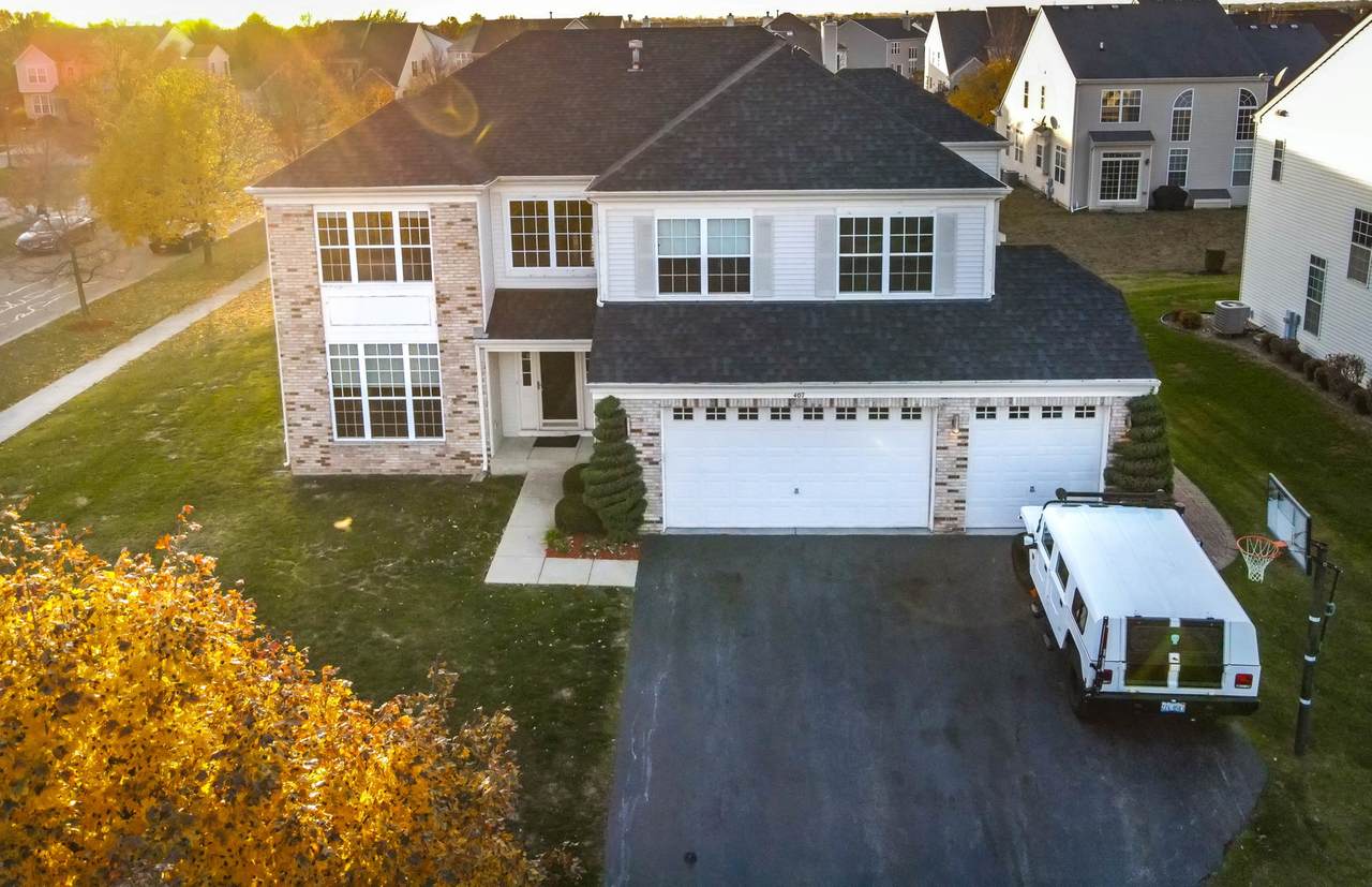 407 Aviary Lane - Photo 1