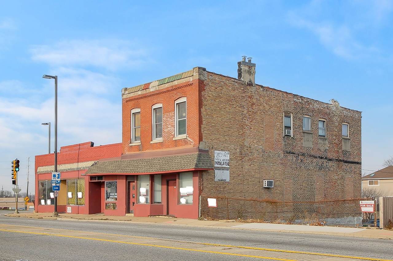 7446 Archer Avenue - Photo 1