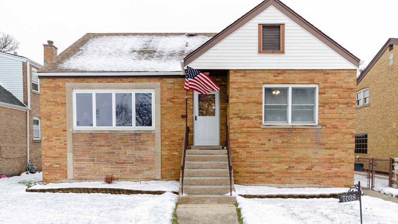 7038 43rd Street - Photo 1