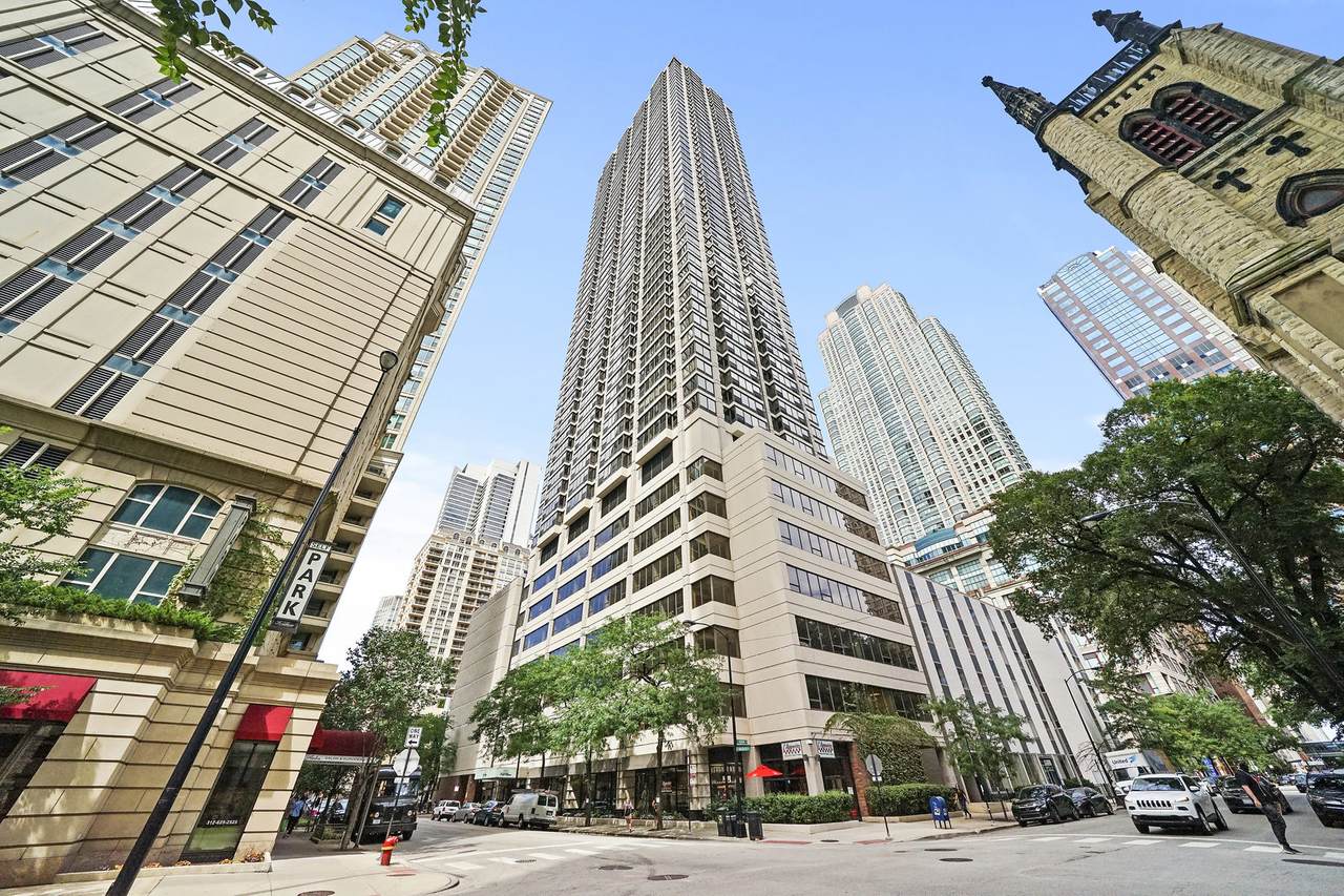 30 Huron Street - Photo 1
