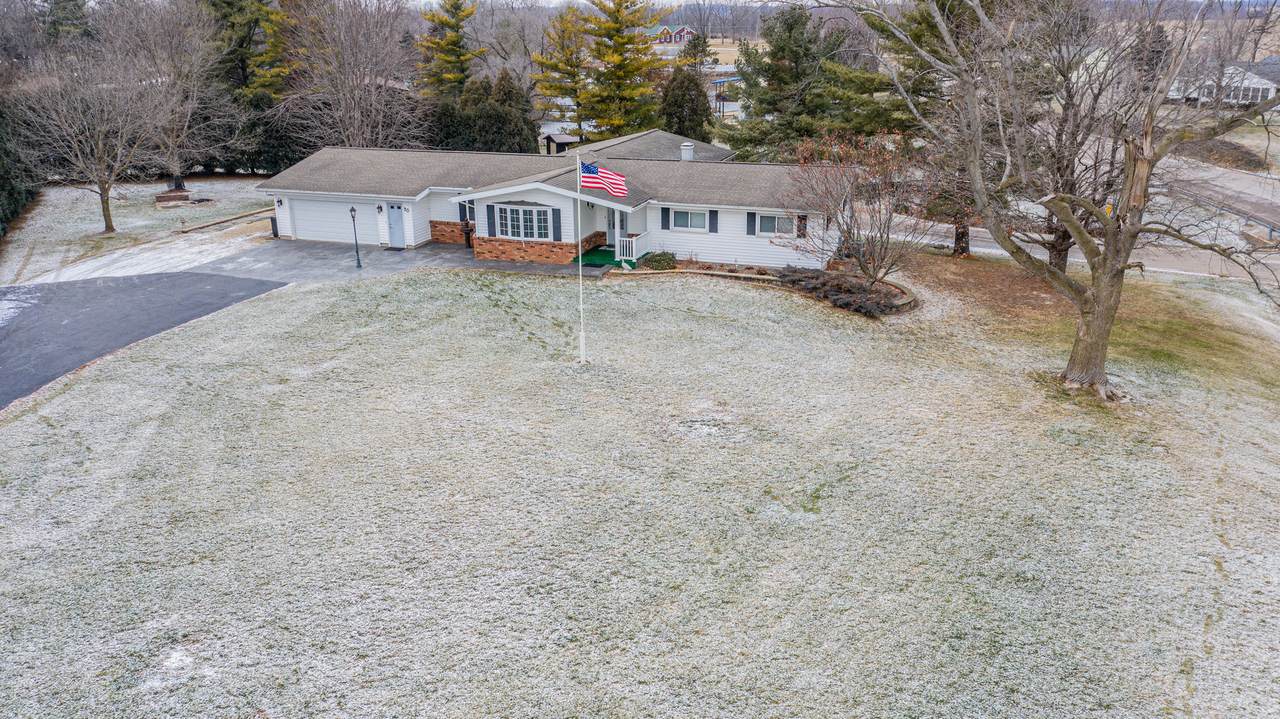 30 Fairground Avenue - Photo 1