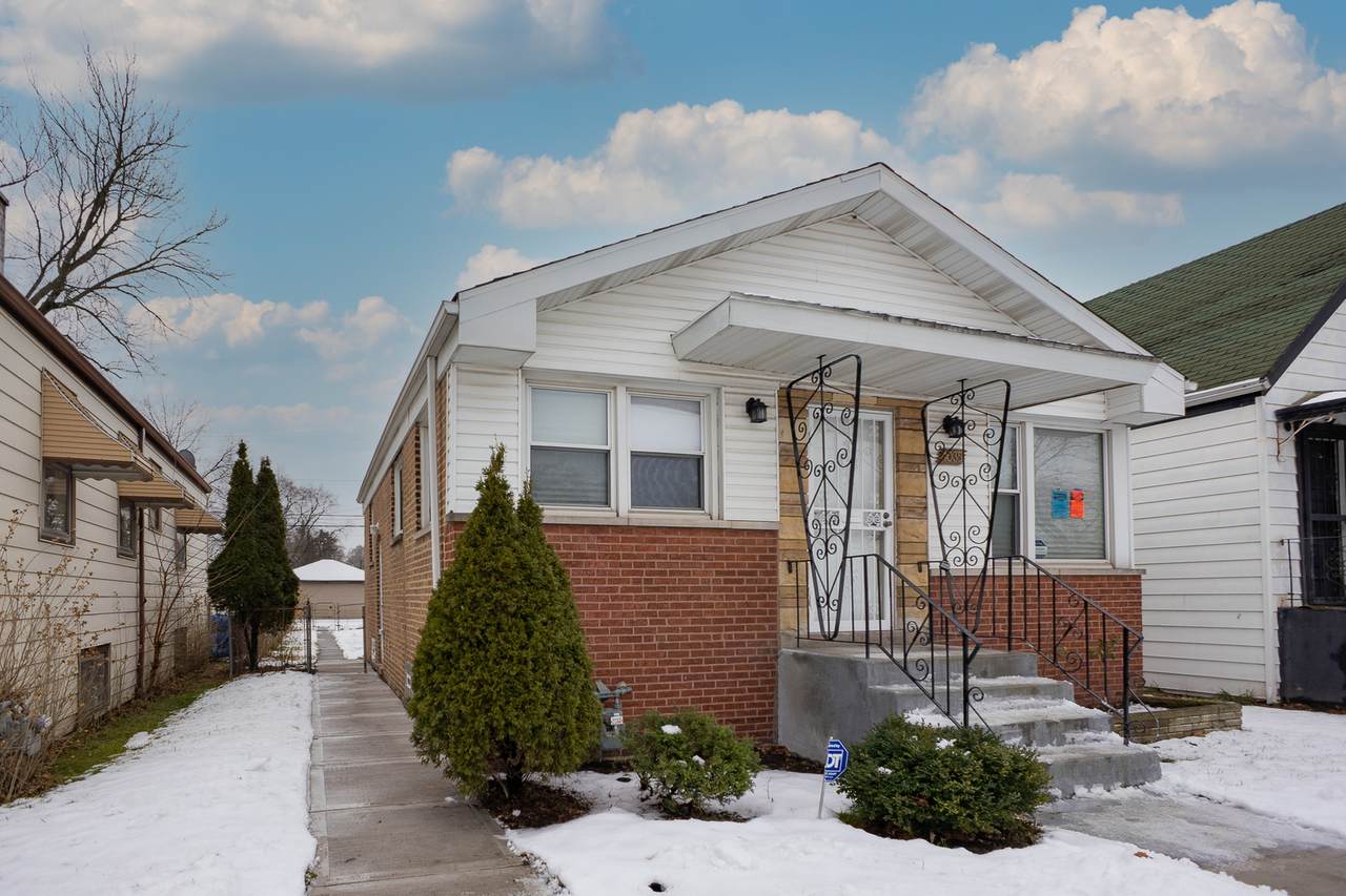 1035 123rd Street - Photo 1