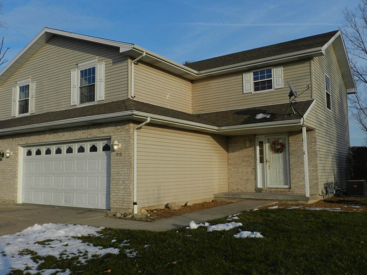 510 Sandburg Drive - Photo 1