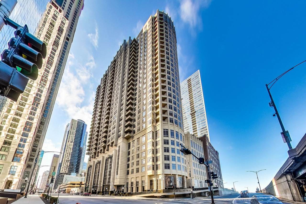 530 Lake Shore Drive - Photo 1
