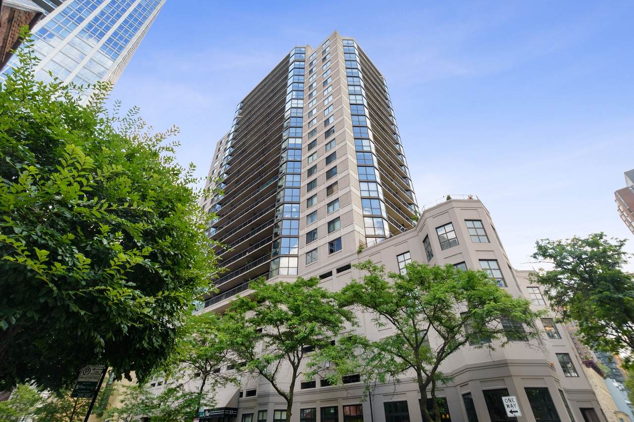 33 Delaware Place - Photo 1