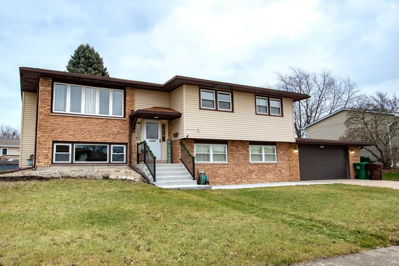 16337 Paxton Avenue - Photo 1