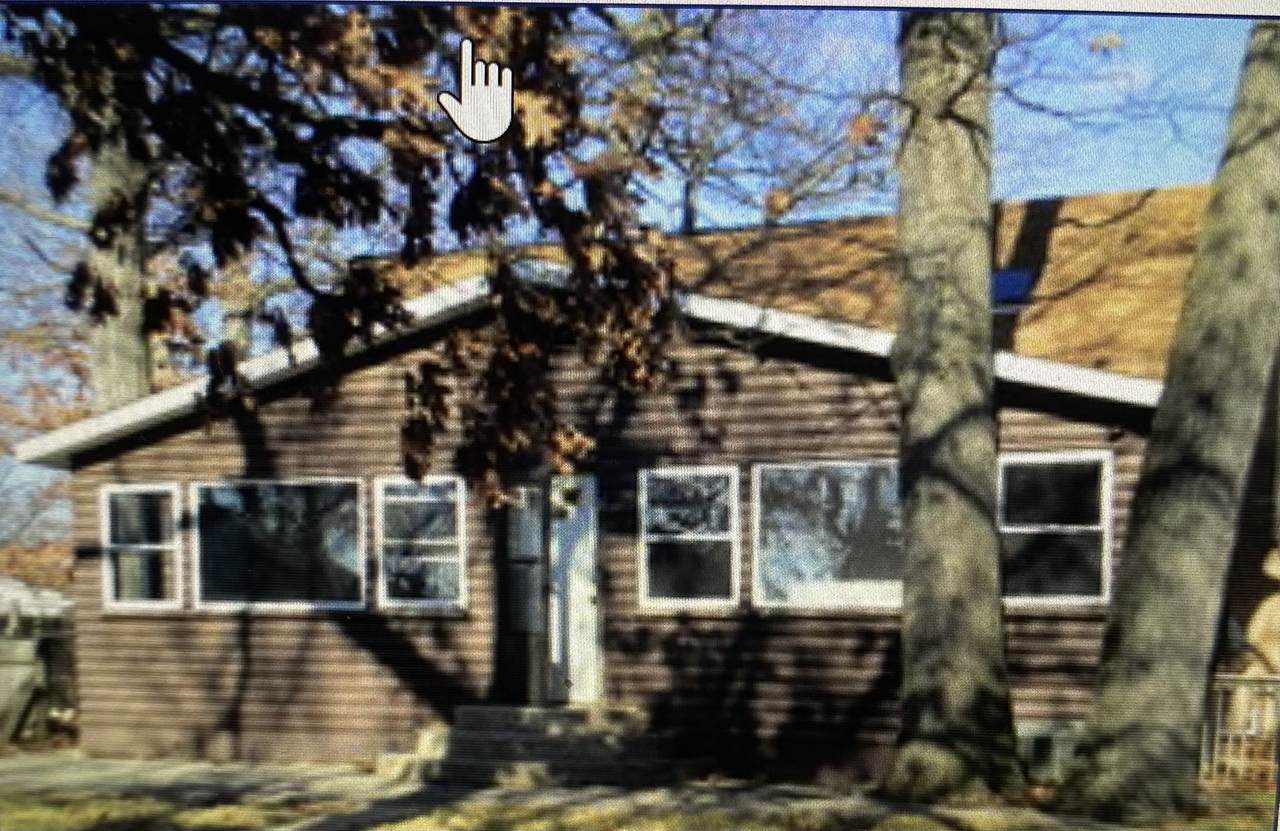 33681 Lake Shore Drive - Photo 1