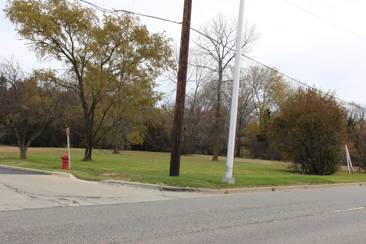 1 Irving Park Road - Photo 1