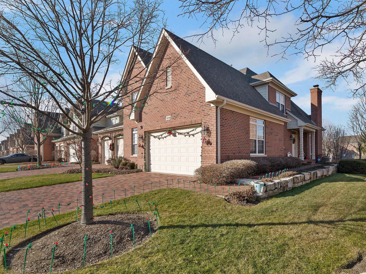 1016 Hickory Drive - Photo 1