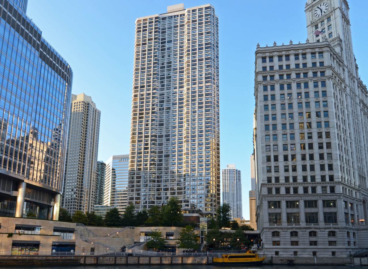 405 Wabash Avenue - Photo 1