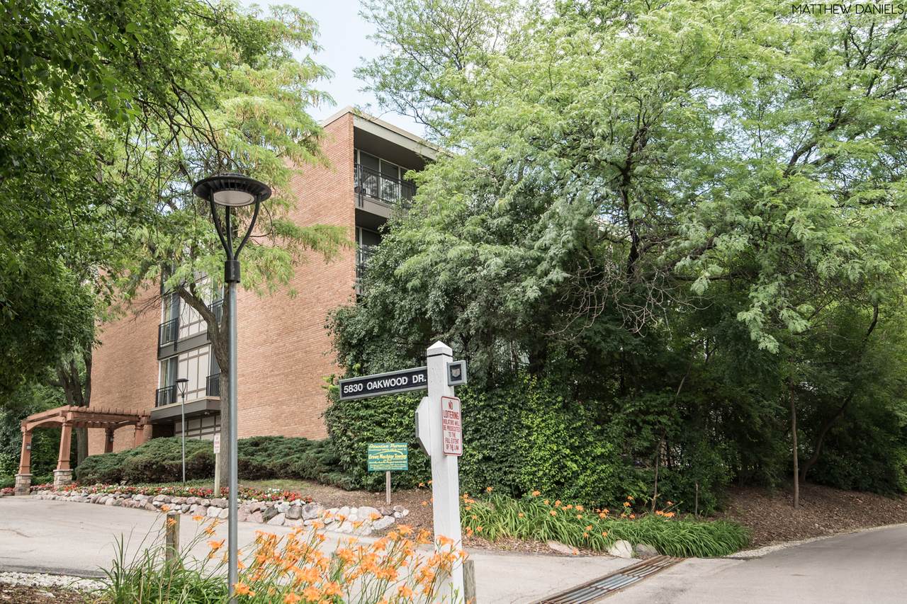5830 Oakwood Drive - Photo 1