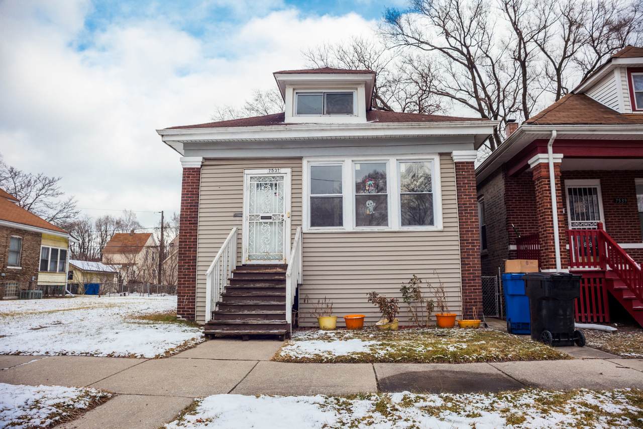 7537 Parnell Avenue - Photo 1