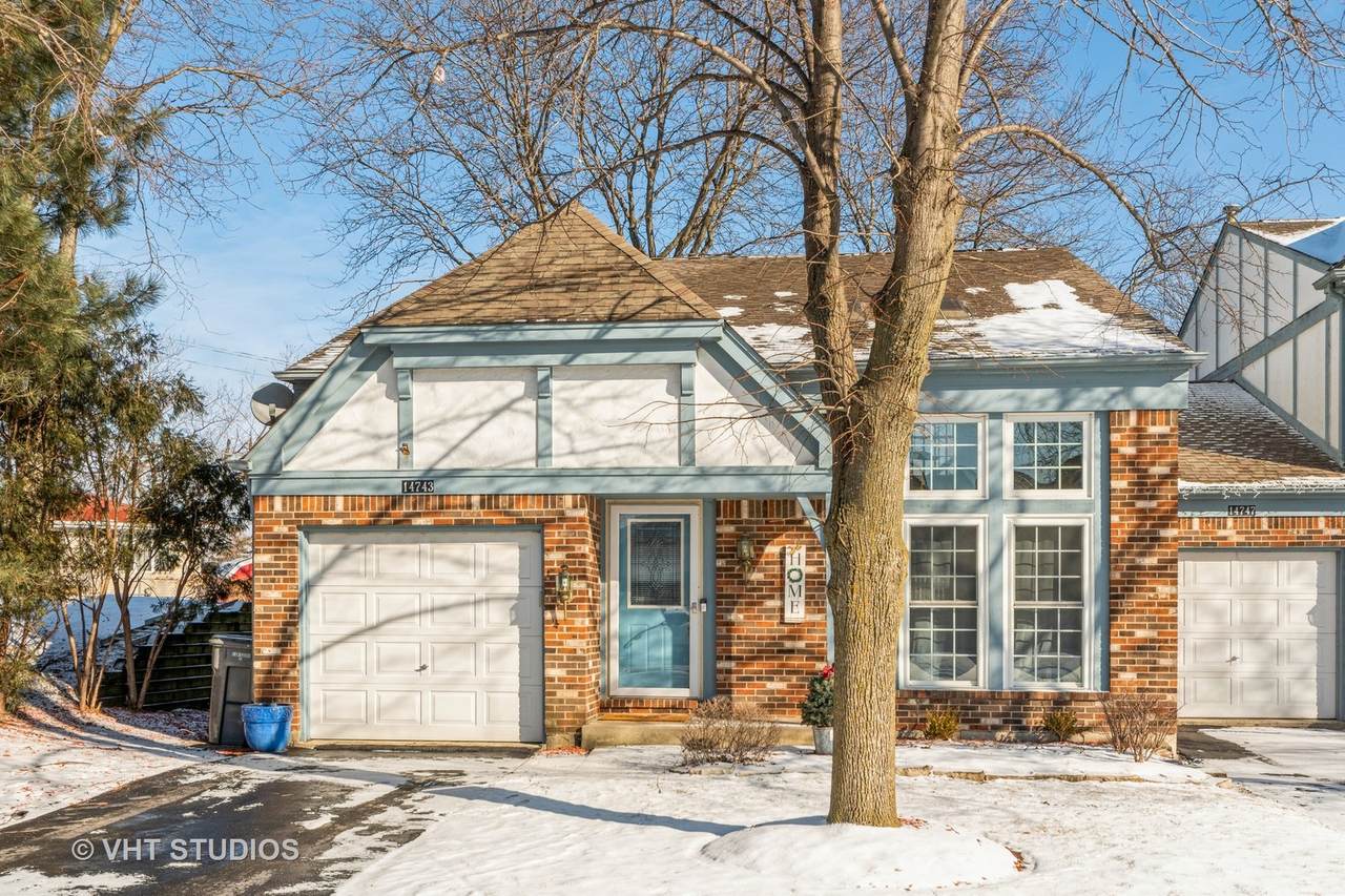 14743 Lakeview Drive - Photo 1