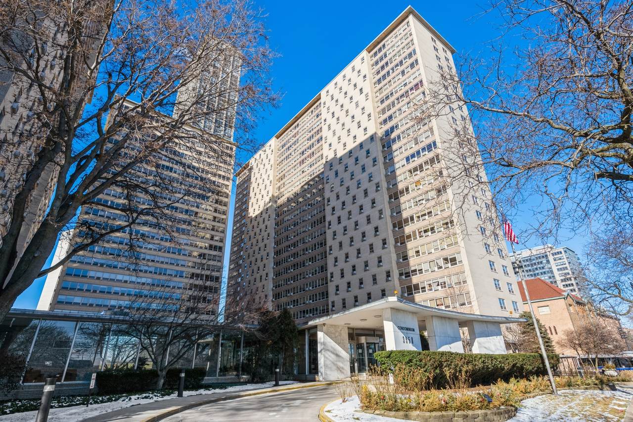 3950 Lake Shore Drive - Photo 1
