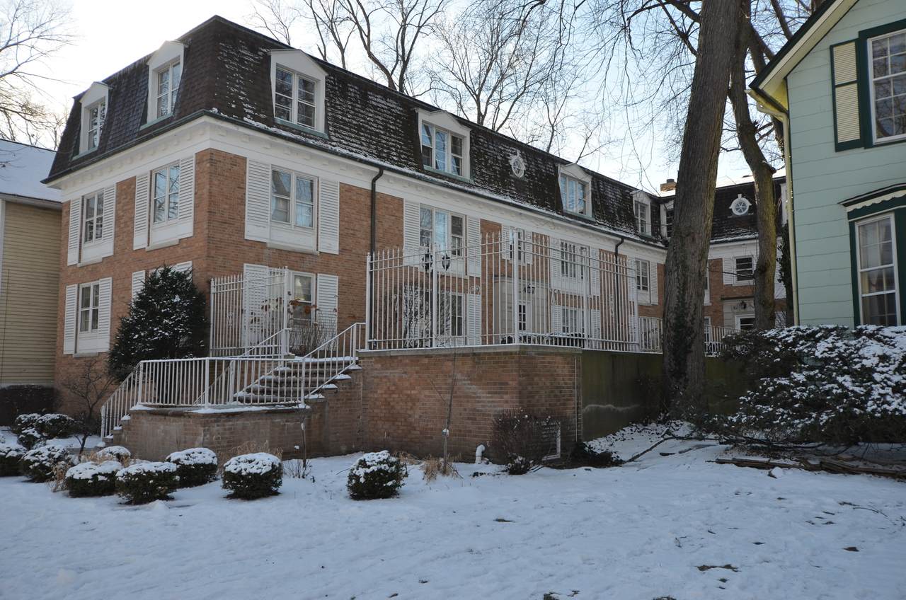 2038 Sherman Avenue - Photo 1
