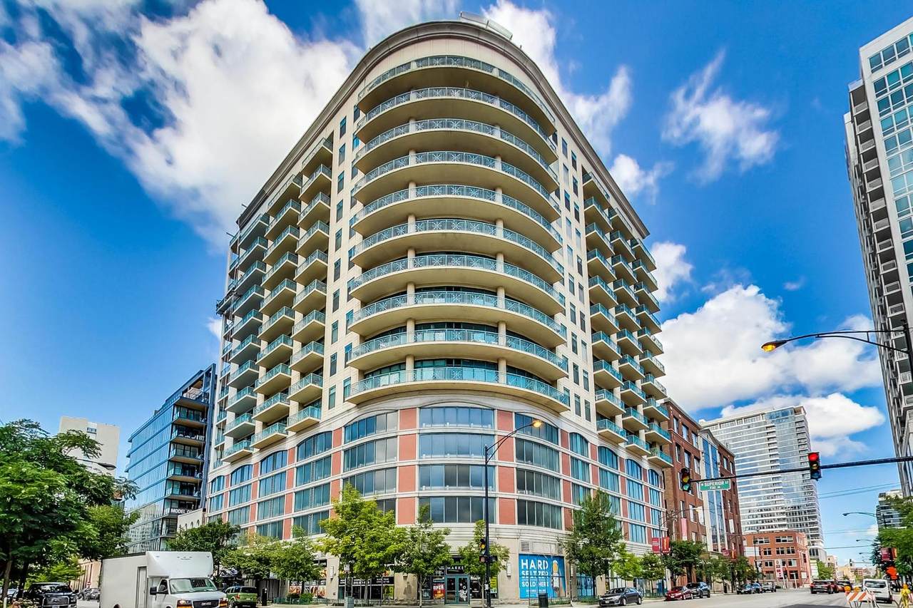 340 Superior Street - Photo 1